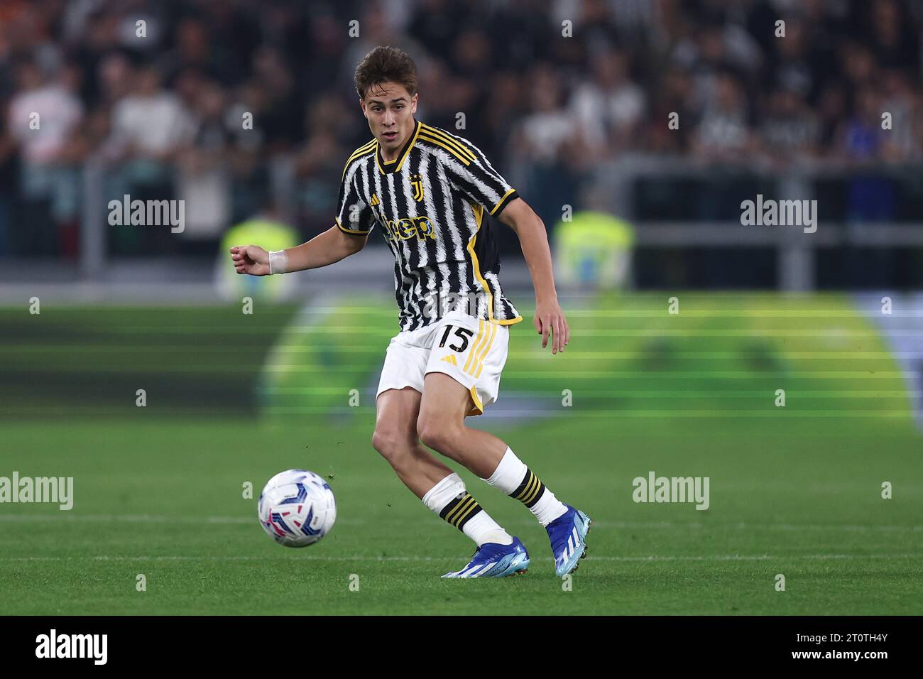 Kenan Yildiz of Juventus FC in action during the Serie A football match  between Atalanta BC and Juventus FC Stock Photo - Alamy
