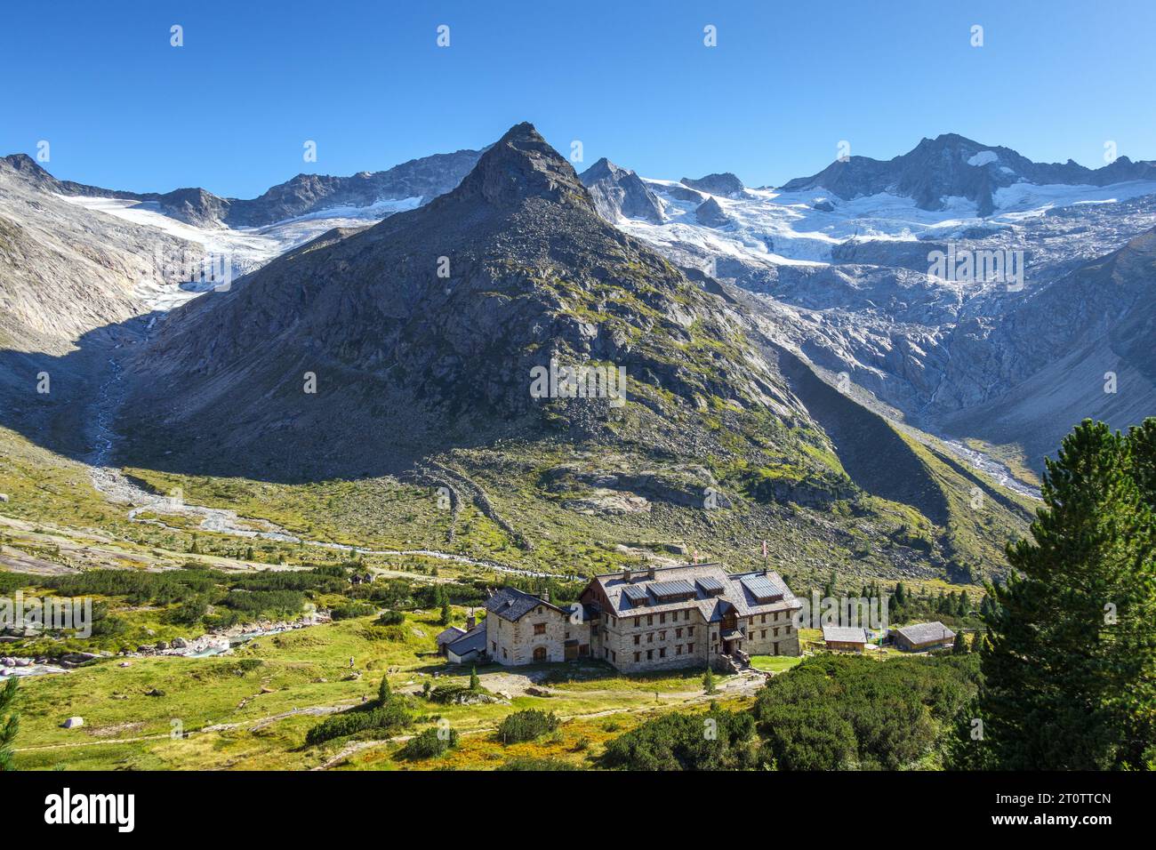 The Berliner Hütte alpine hut in the Zillertal Alps. Glacial valleys. Tyrol. Austria. Europe. Stock Photo