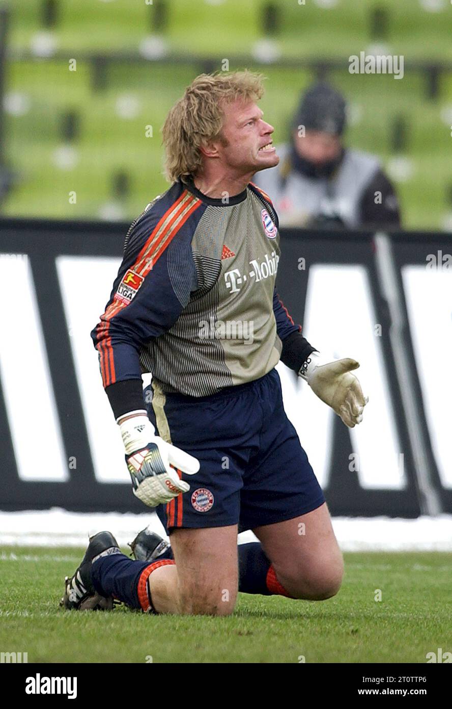 Fc munich player oliver kahn hi-res stock photography and images - Alamy