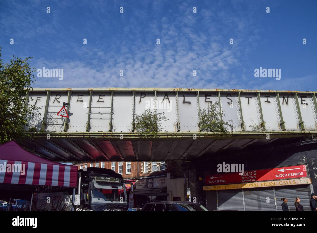 London, England, UK. 9th Oct, 2023. ProPalestine graffiti appears on a