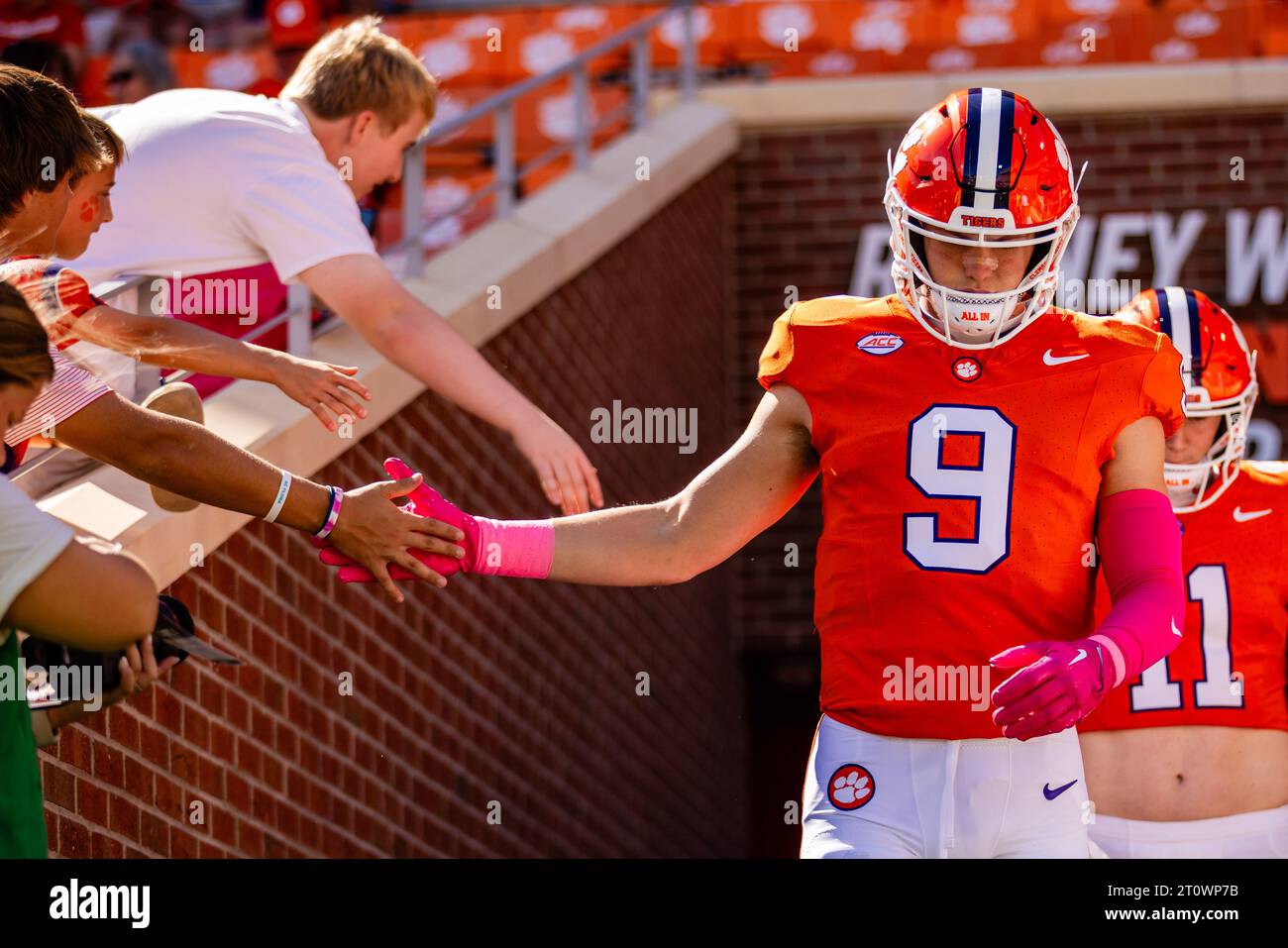 October 7, 2023: Clemson Tigers Tight End Jake Briningstool (9 ...