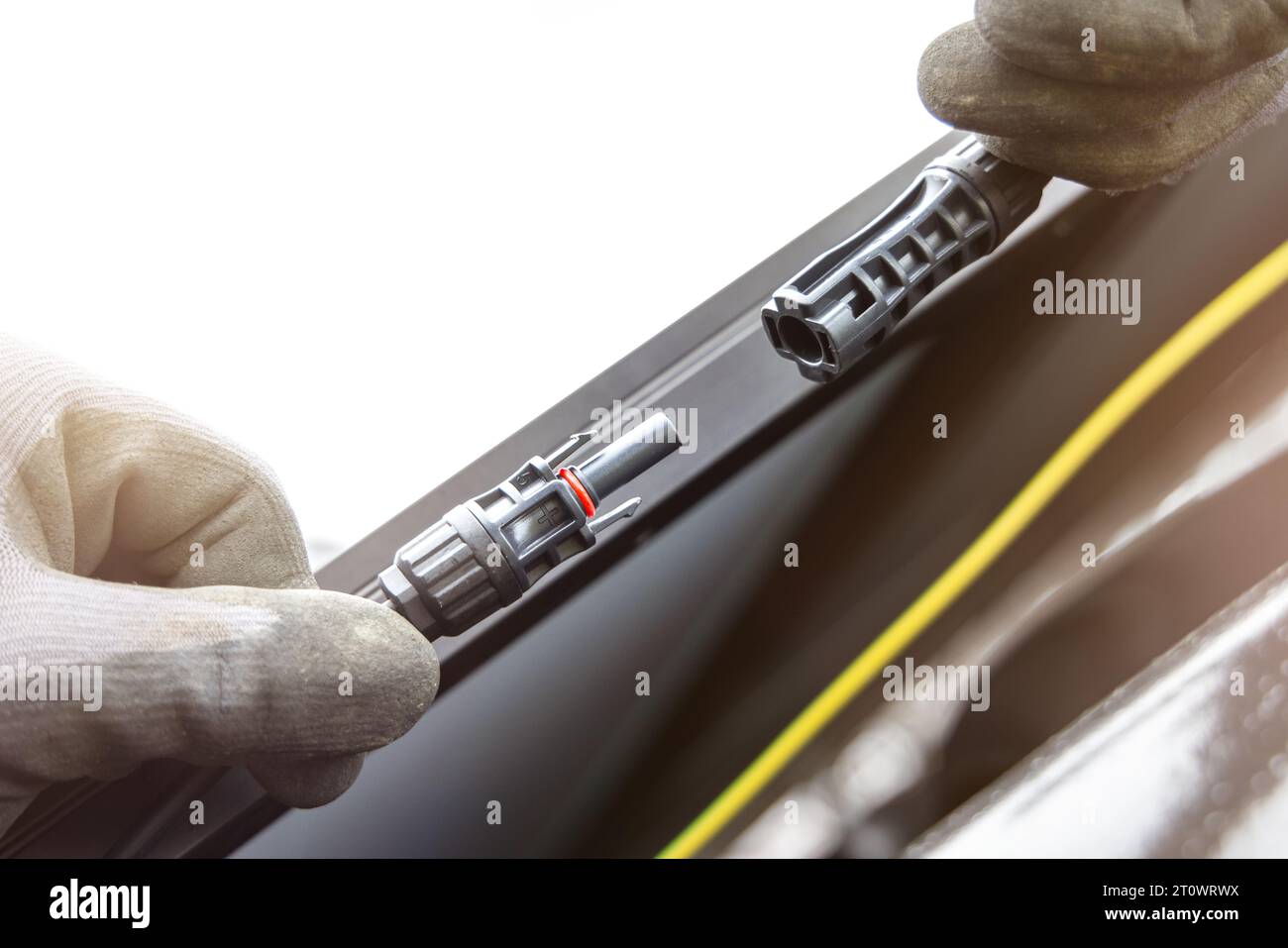 Solar panel connection hi-res stock photography and images - Alamy
