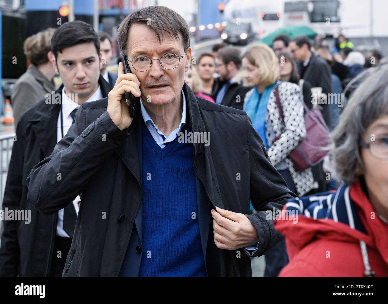 Hamburg, Germany. 09th Oct, 2023. Karl Lauterbach (SPD), Minister of Health, arrives for a boat trip through the port of Hamburg as part of the Franco-German retreat. Credit: John Macdougall/POOL/dpa/Alamy Live News Stock Photo