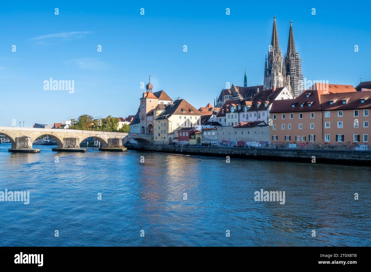 Waterfront of the historic city of Regensburg and the cathedral Stock Photo