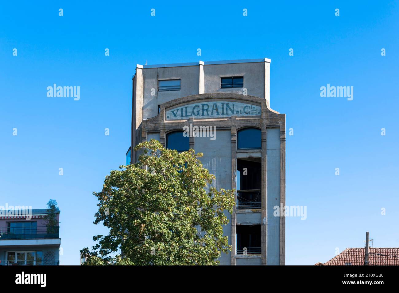 Ancient warehouse turned into apartments (Nancy/France Stock Photo Alamy