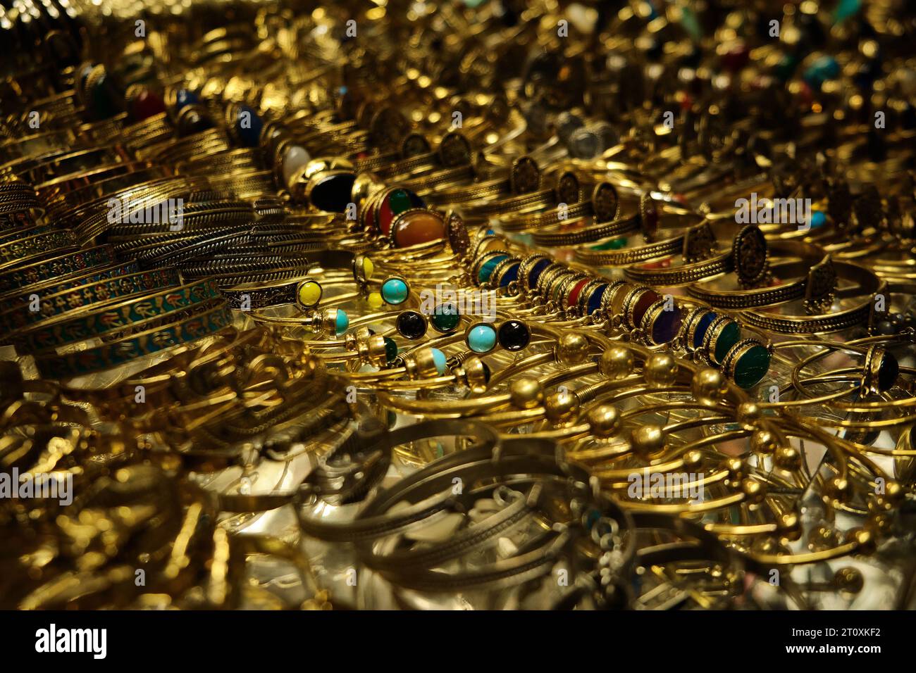 Jewelry shop in el hi-res stock photography and images - Alamy