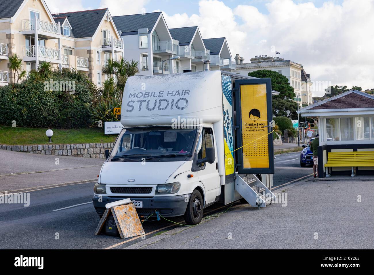 Mobile hair studio business operating from a van, parked in Falmouth, Cornwall,England,UK,september 2023 Stock Photo