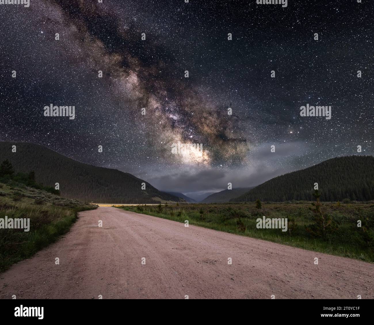 Milky way stars in summer hi-res stock photography and images - Alamy
