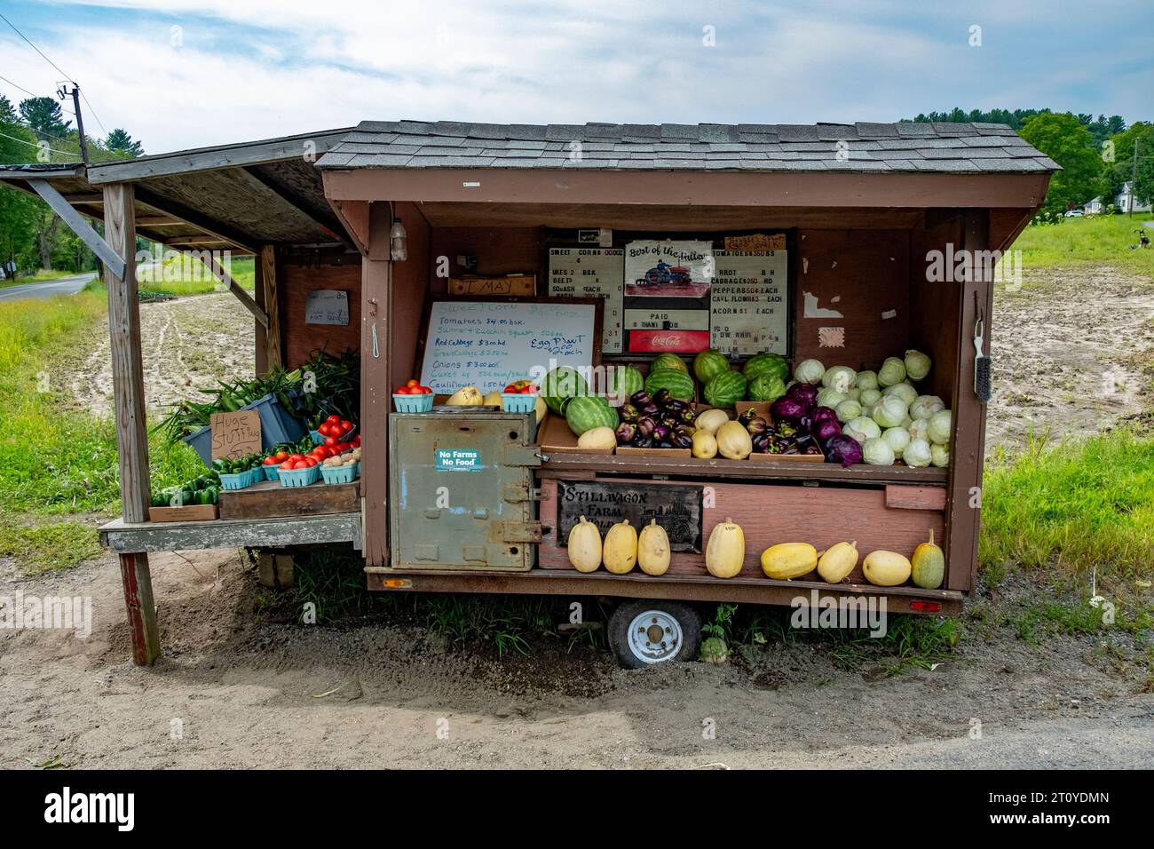 Roadside stands selling vegetables in Massachusetts Stock Photo Alamy