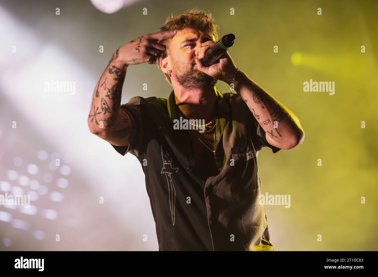 Fotografías del concierto de Dani Fernández en el marco de las Fiestas del Pilar 2023 de Zaragoza, tras pregón de las fiestas, en la Plaza del Pilar Stock Photo