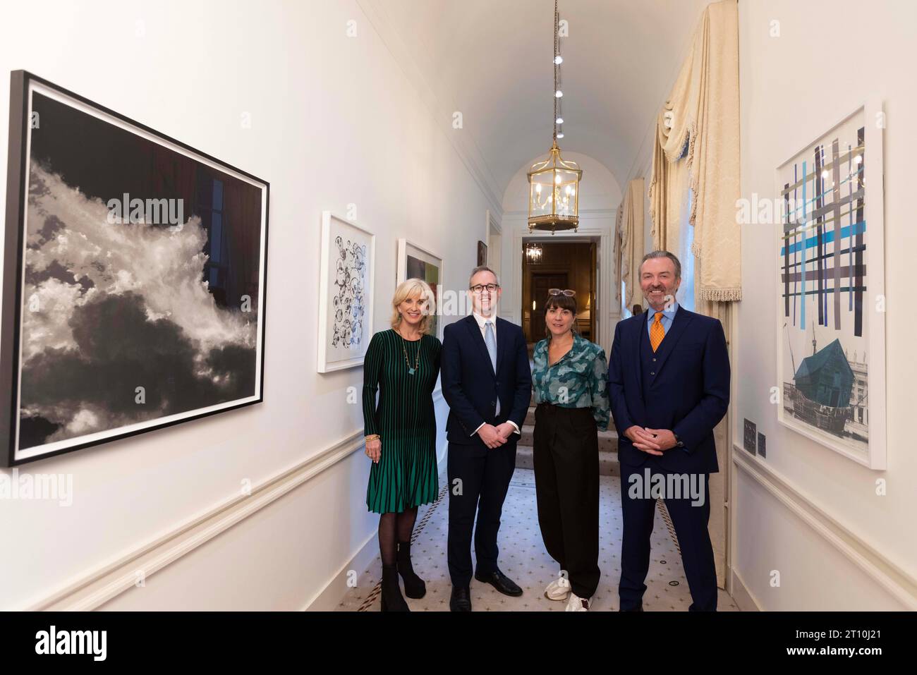 EDITORIAL USE ONLY (Left to right) Sybil Robson Orr, Matthew Orr, Eliza Gluckman, Director, Government Art Collection, DCMS and Baron Stephen Parkinson, Parliamentary Under Secretary of State of Department for Culture, Media and Sport at 10 Downing Street with the previous winners of the Robson Orr TenTen Award 2023 by the Government Art Collection, London. Picture date: Tuesday October 10, 2023. Stock Photo