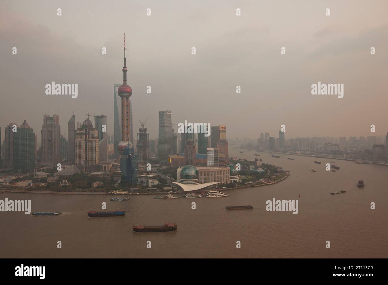 Shanghai restaurant view hi-res stock photography and images - Alamy