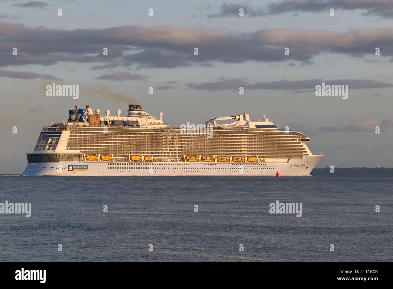 The Royal Caribbean International Cruise Ship, ANTHEM OF THE SEAS Departing The Port Of Southampton, UK, Destination: Vigo, Spain Stock Photo