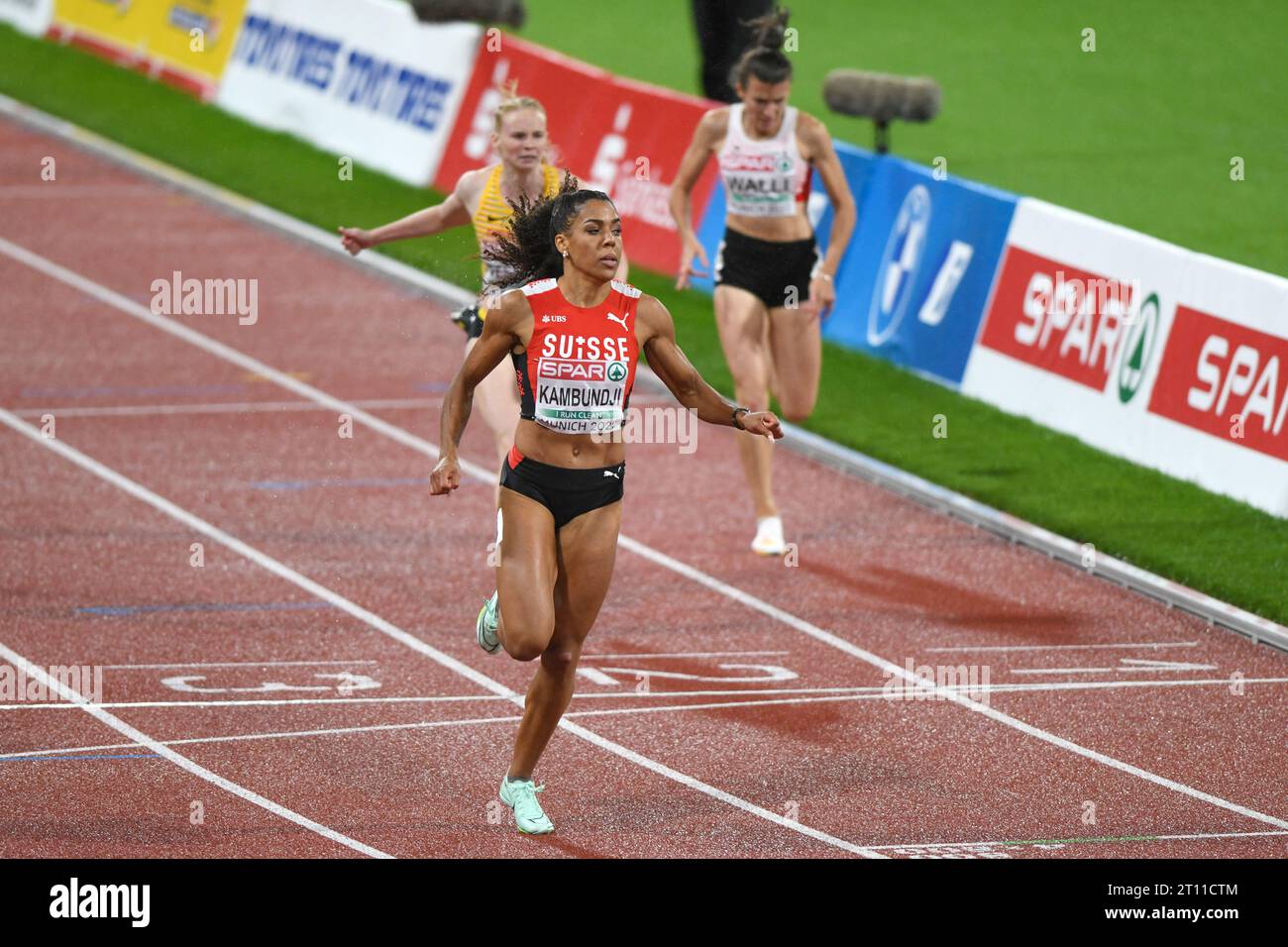 Mujinga Kambundji (Switzerland), Jessica-Bianca Wessolly (Germany), Susanne Walli (Austria). 200m Women semifinal. European Championships Munich 2022 Stock Photo