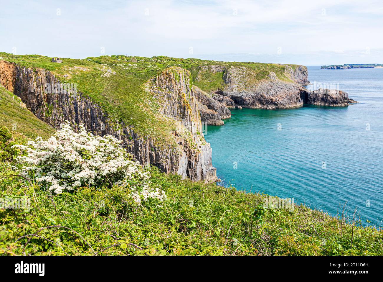 A view of the cliffs towards Lydstep Point from Skrinkle Haven, Lydstep in the Pembrokeshire Coast National Park, West Wales UK Stock Photo