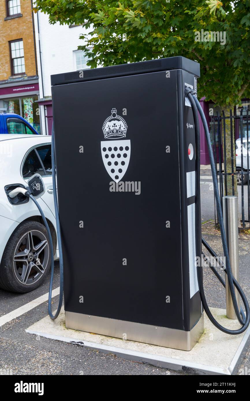 Rapid charge hires stock photography and images Alamy