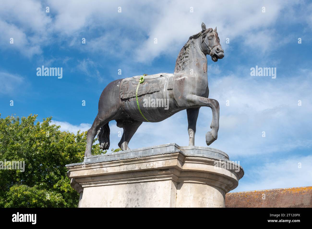 William III Equestrian Statue in Petersfield town centre, Hampshire, England, UK, undergoing restoration in 2023 with the human element removed Stock Photo