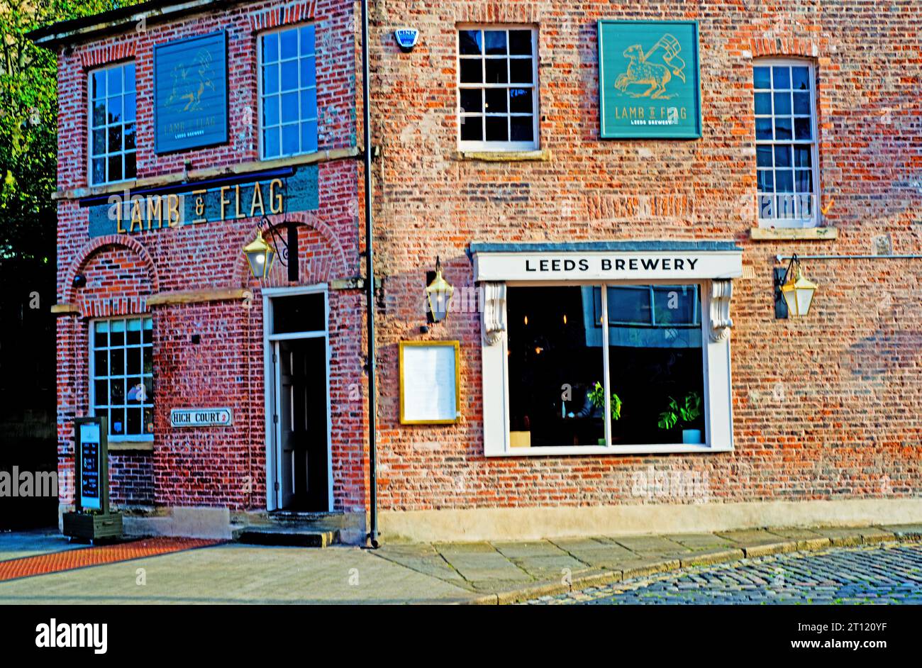 The Lamb and flag, High Court, Leeds, England Stock Photo Alamy