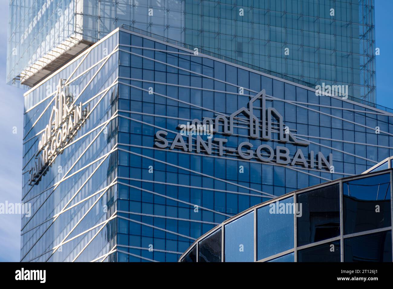 Saint gobain hires stock photography and images Alamy