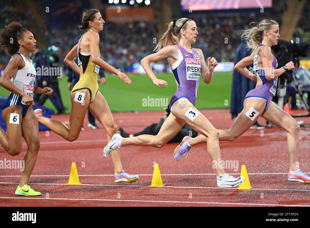 Keely Hodkinson, Jemma Reekie (Great Britain), Christina Hering (Germany), Renelle Lamote (France). 800m. European Championships Munich 2022 Stock Photo