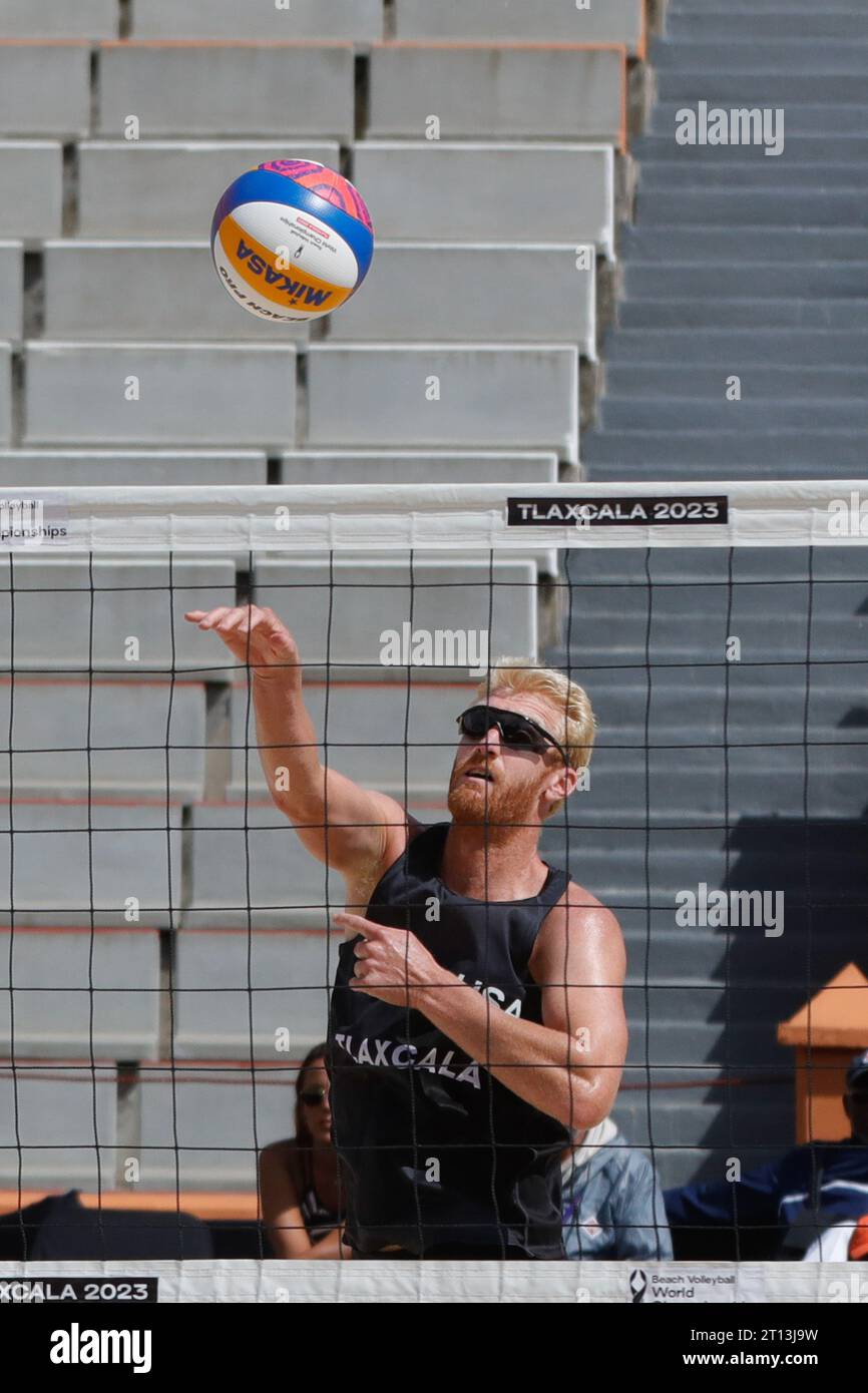 Tlaxcala, Mexico. 10th Oct, 2023. Chase Budinger of United States competes against team Mexico during the Beach Volleyball World Cup Men's match between USA and Mexico. on October 10, 2023 in Tlaxcala, Mexico. (Credit Image: © Essene Hernandez/eyepix via ZUMA Press Wire) EDITORIAL USAGE ONLY! Not for Commercial USAGE! Stock Photo