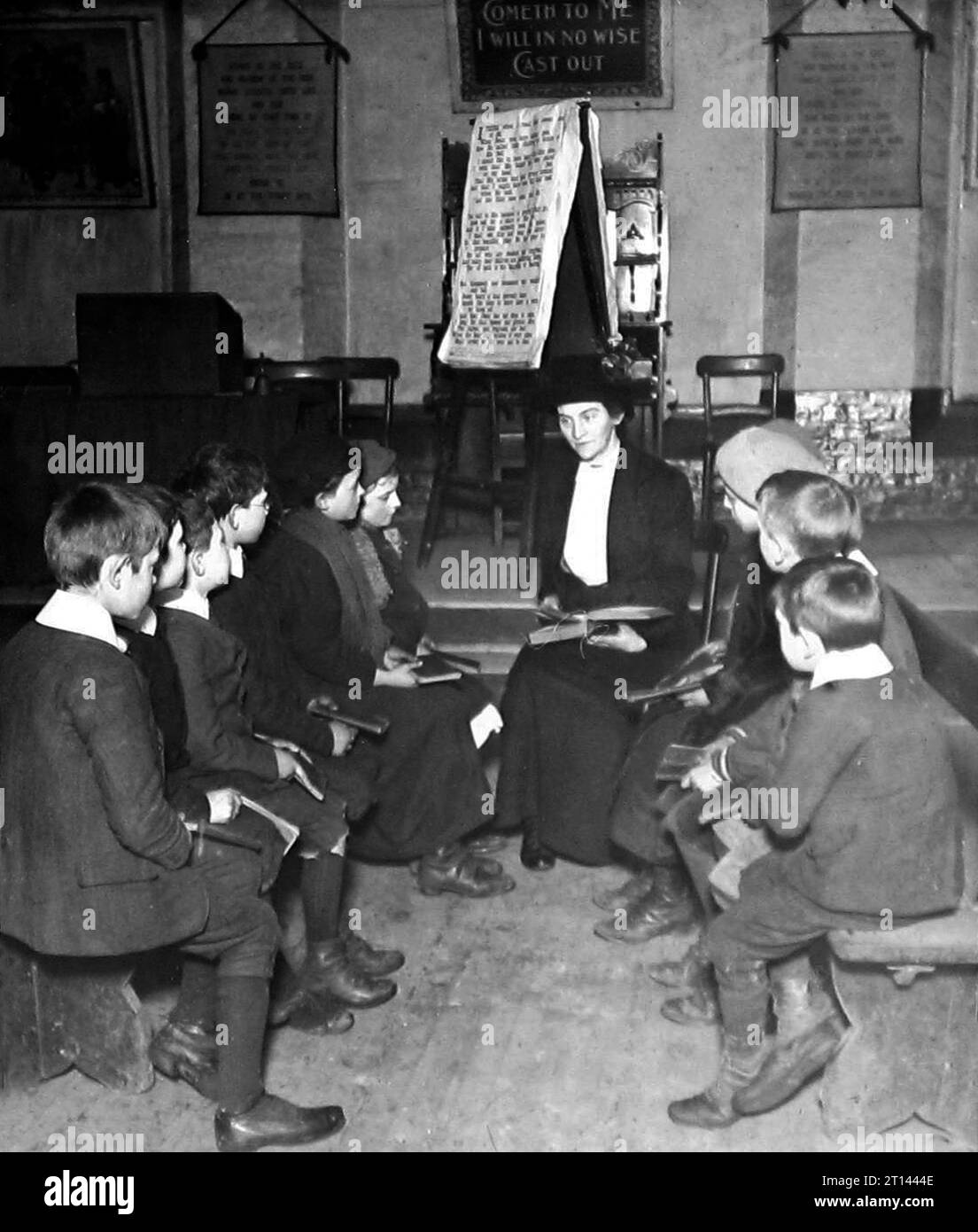 victorian-slum-children-hi-res-stock-photography-and-images-alamy