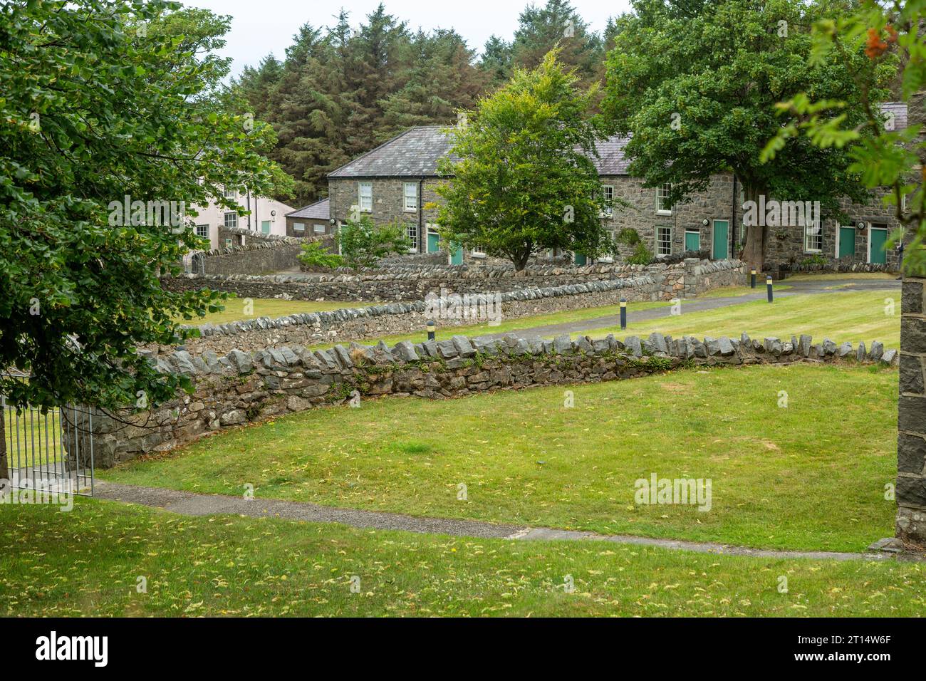 Nant Gwrtheyrn is a Welsh Language and Heritage Centre, located near the village of Llithfaen on the northern coast of the Llyn Peninsula, Gwynedd Stock Photo