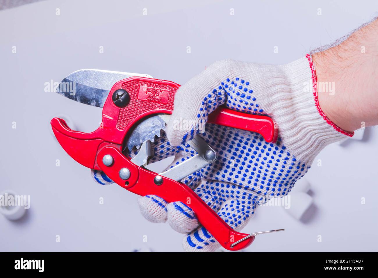 Tools for soldering water pipes. Pipe elements and tools for connecting