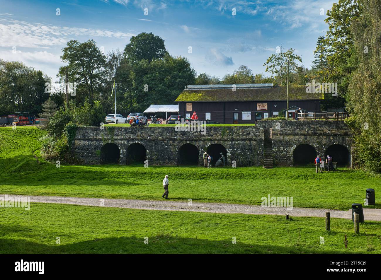 Mon brecon canal hi-res stock photography and images - Alamy