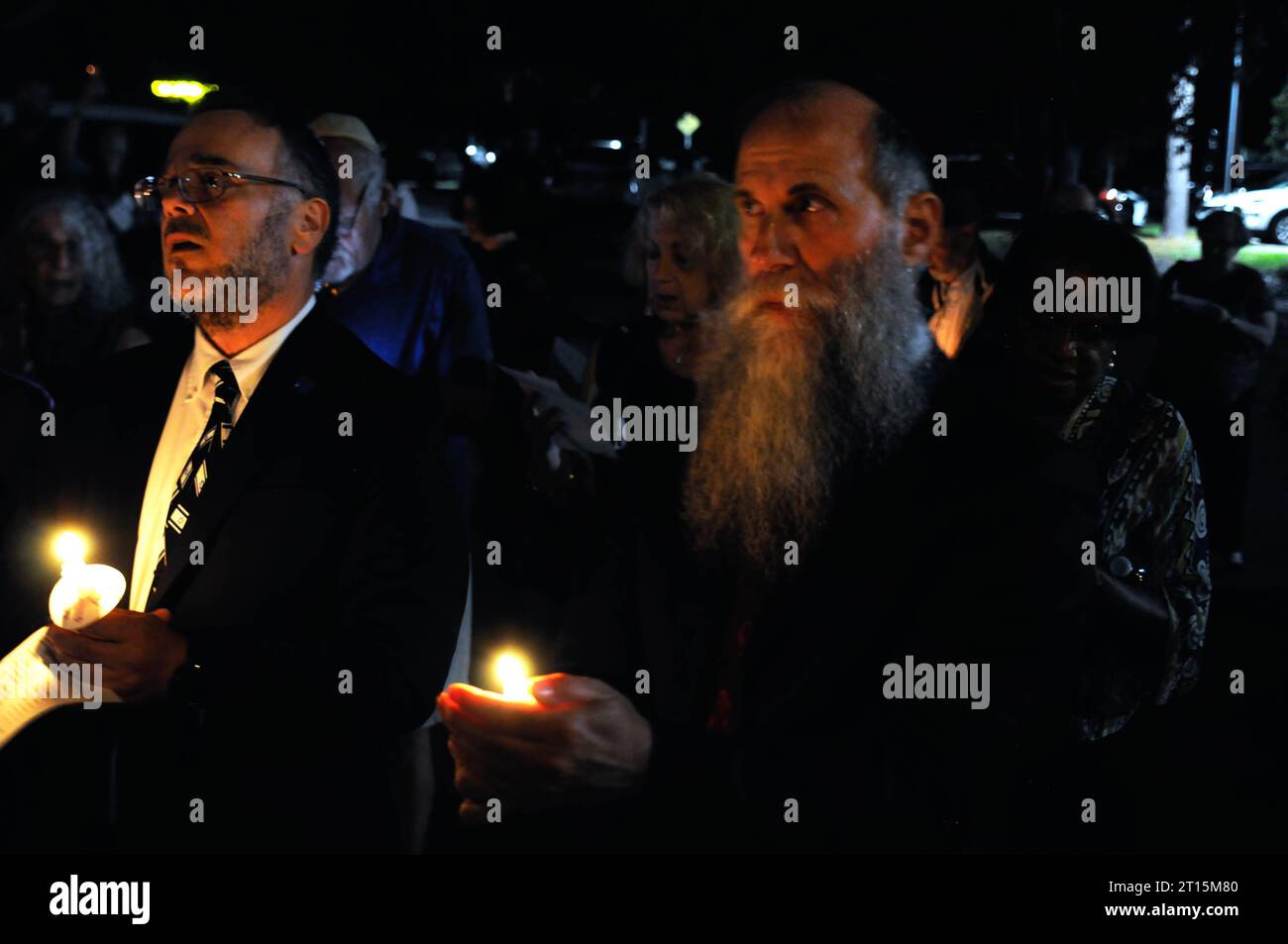 Melbourne, Brevard County, Florida, USA. October 10, 2023 Temple Beth Sholom held a 'Prayer Gathering for Israel' in an interfaith gathering this evening. Photo Credit: Julian Leek/Alamy Live News Stock Photo