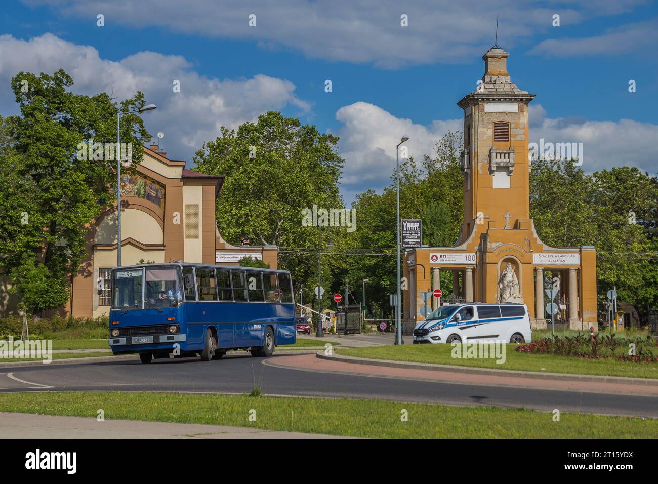 Ikarus 260 bus hi-res stock photography and images - Alamy