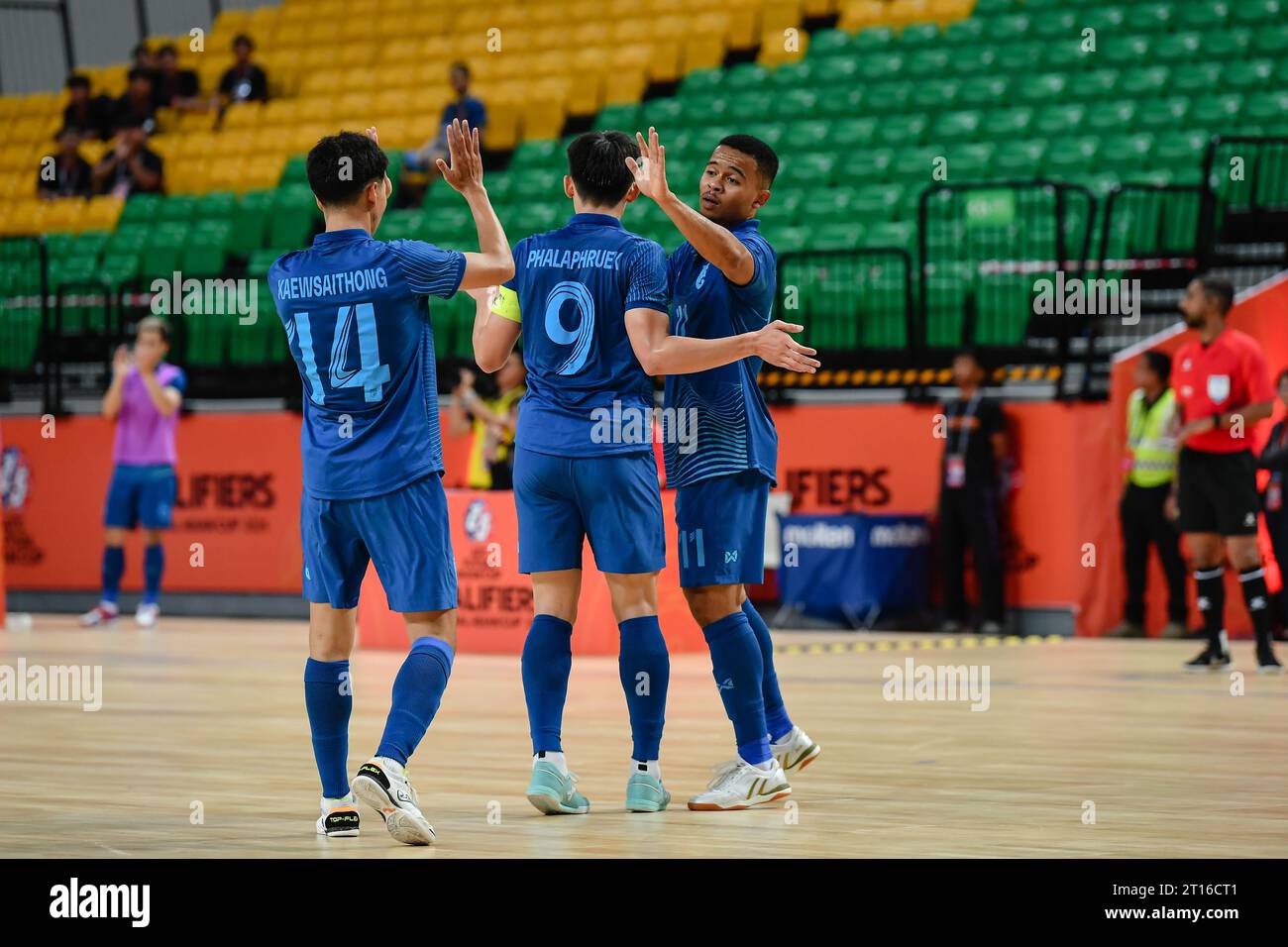 Bangkok, Thailand. 11th Oct, 2023. Muhammad Osamanmusa (R) of Thailand