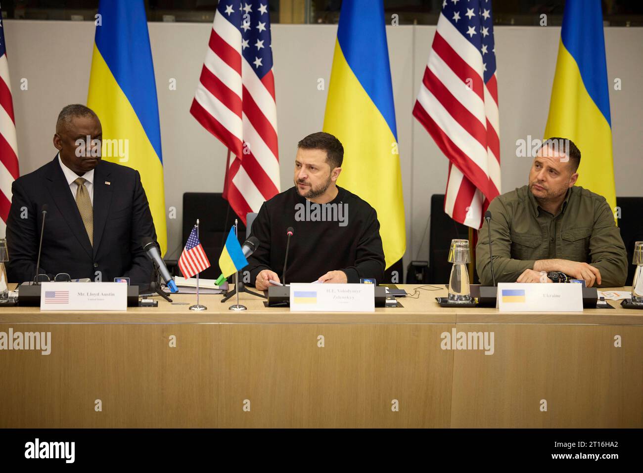 Ukrainian President Zelenskyy's chief of staff Andriy Yermak has home raided by anti-corruption officials