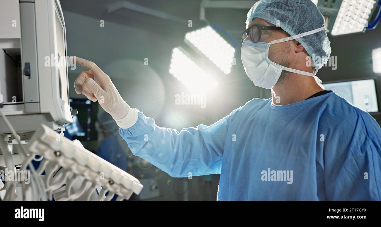 Touchscreen operation hi-res stock photography and images - Alamy