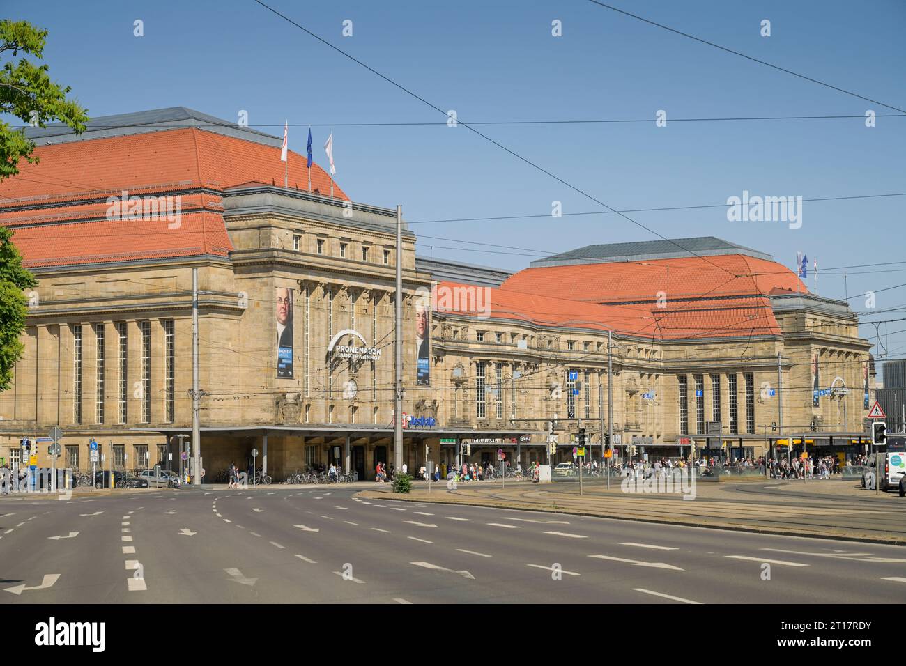 Hauptbahnhof, WillyBrandtPlatz, Leipzig, Sachsen, Deutschland Stock Photo Alamy