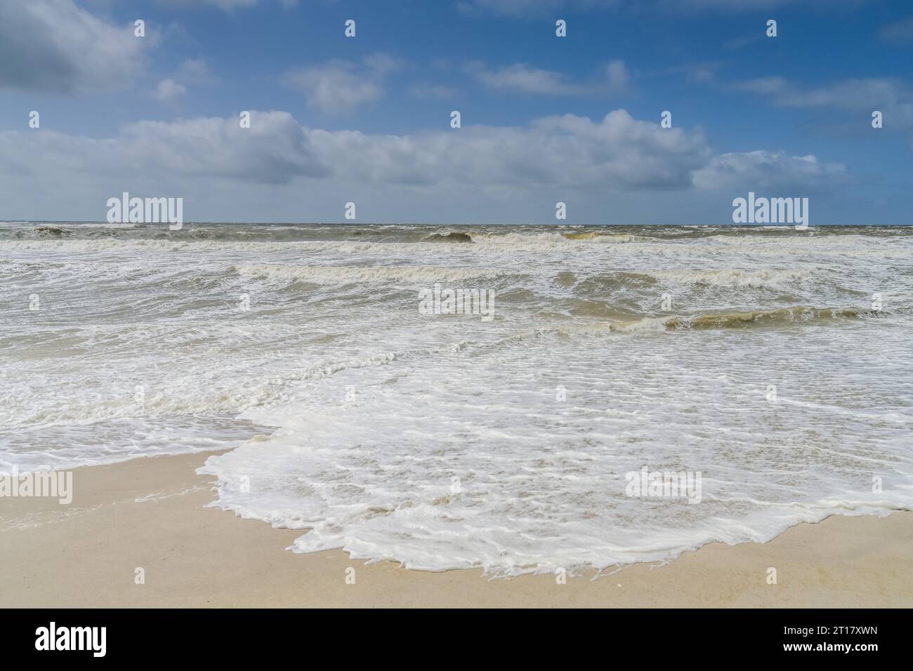 Wellen, Sturm, Strand Samoa, Nordsee, Hörnum, Sylt, Schleswig-Holstein, Deutschland Stock Photo