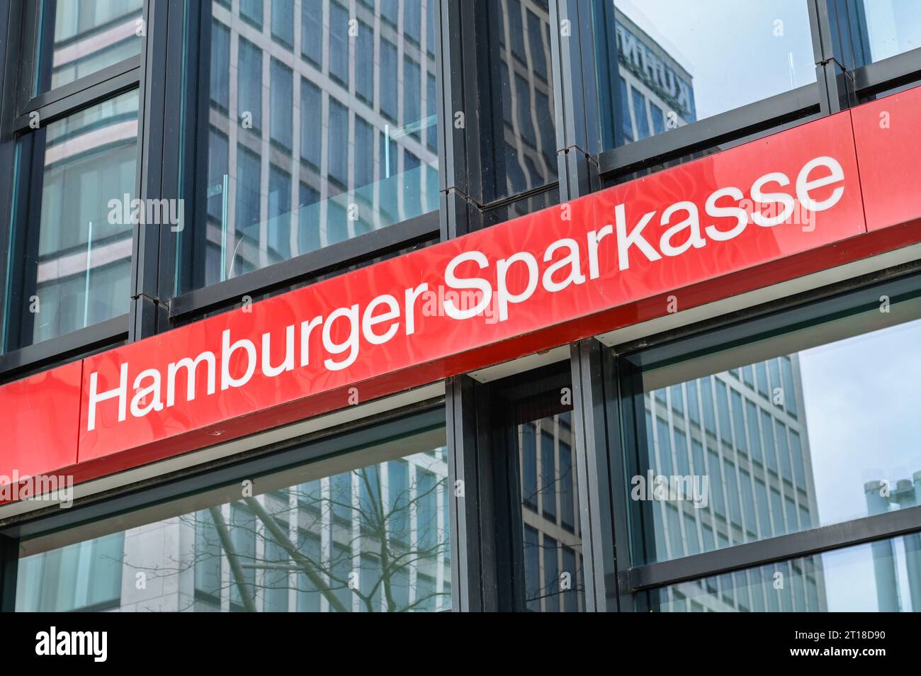 Hamburger Sparkasse, Am Kaiserkai, Hamburg, Deutschland Stock Photo Alamy