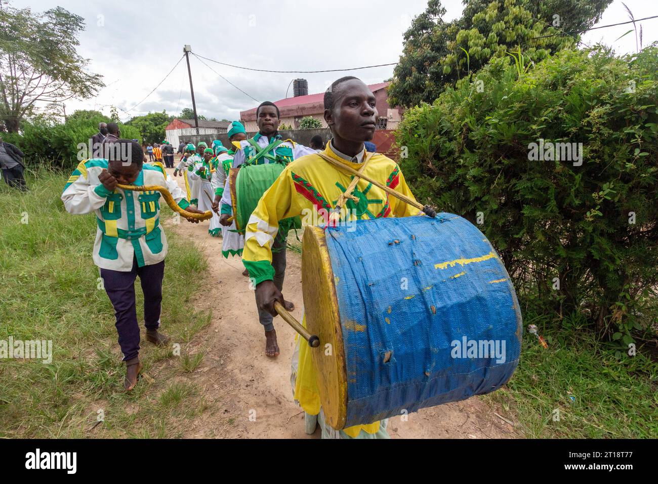 Manica, Mozambique - October 24 2018: Members from Sent Luke's Apostolic Ejuwel Jekenisheni Church  dancing and playing horns and strap drums Stock Photo