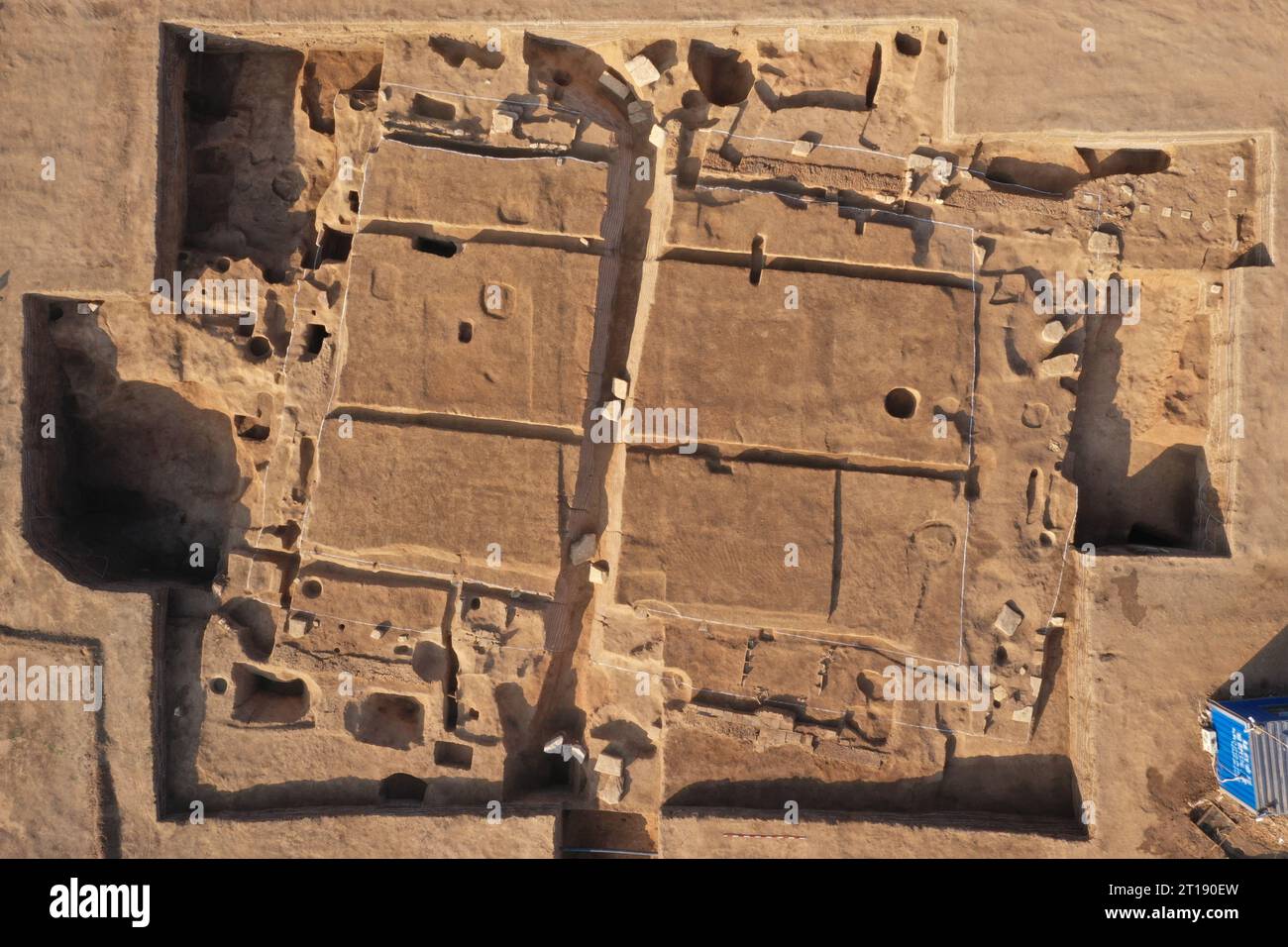 Jinan. 12th Oct, 2023. This undated photo shows an ancient workplace of artisan workers dating back to the Warring States Period (475 BC-221 BC) in Zoucheng City, east China's Shandong Province. TO GO WITH 'Over 2,000-year-old workplace of artisan workers found in east China' Credit: Xinhua/Alamy Live News Stock Photo
