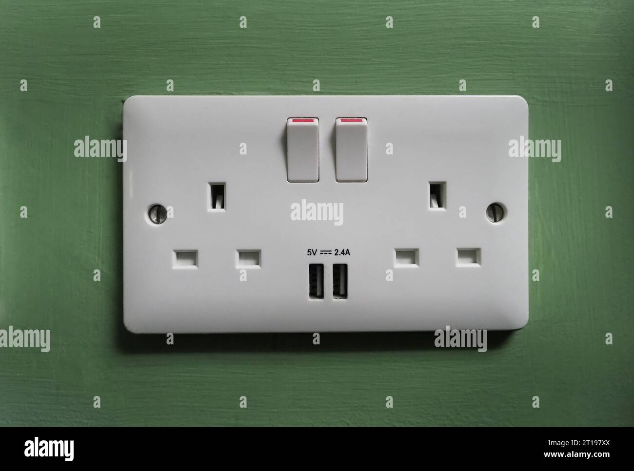 Switched Type G electric power socket used in the United Kingdom with