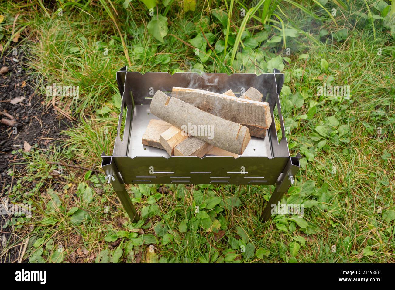 Grilling forest hi-res stock photography and images - Page 2 - Alamy