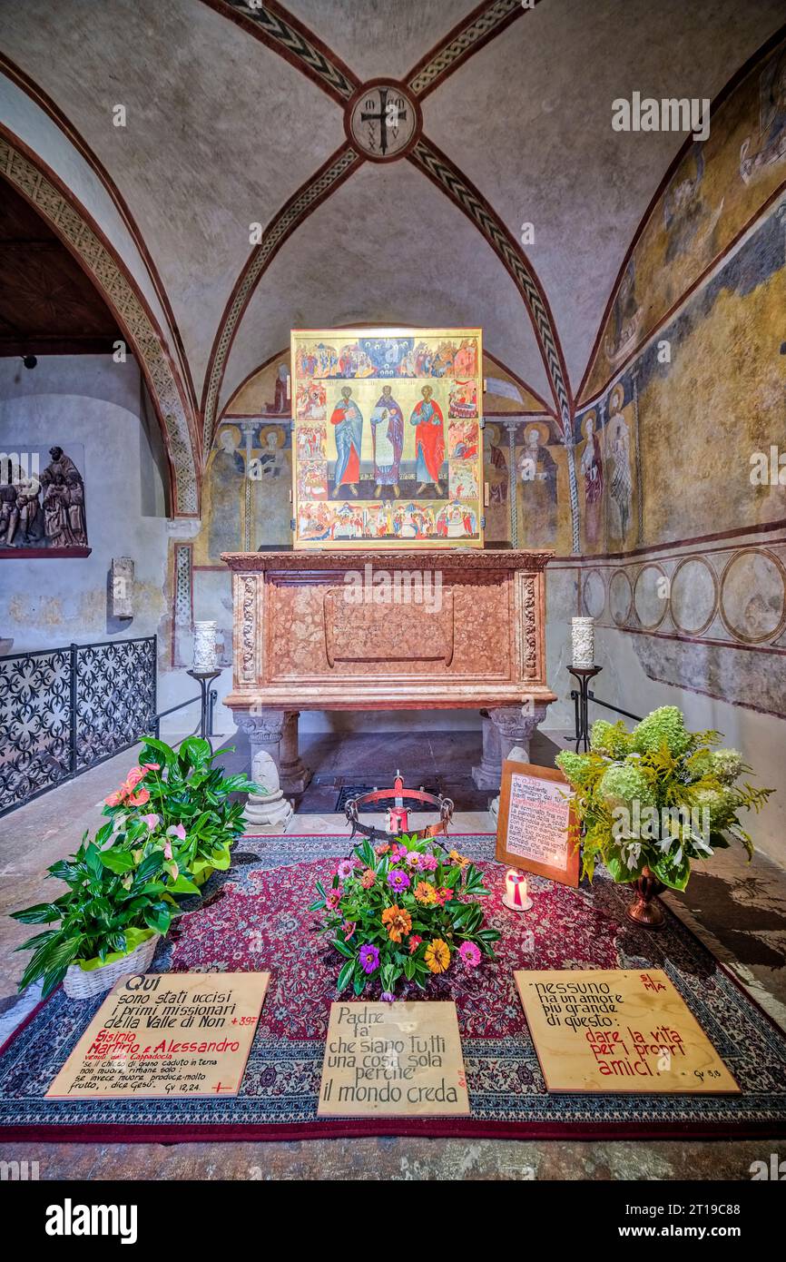 Basilica Dei Santi Martiri Anauniesi The Chapel of the Holy Martyrs inside the church Basilica dei Santi