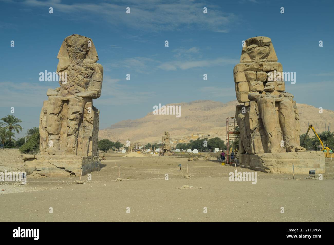 Memnonkolosse Theben West Luxor gypten Stock Photo Alamy memnonkolosse-theben-west-luxor-gypten-stock-photo-alamy