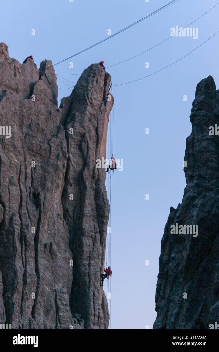 Rope traverse hi-res stock photography and images - Alamy