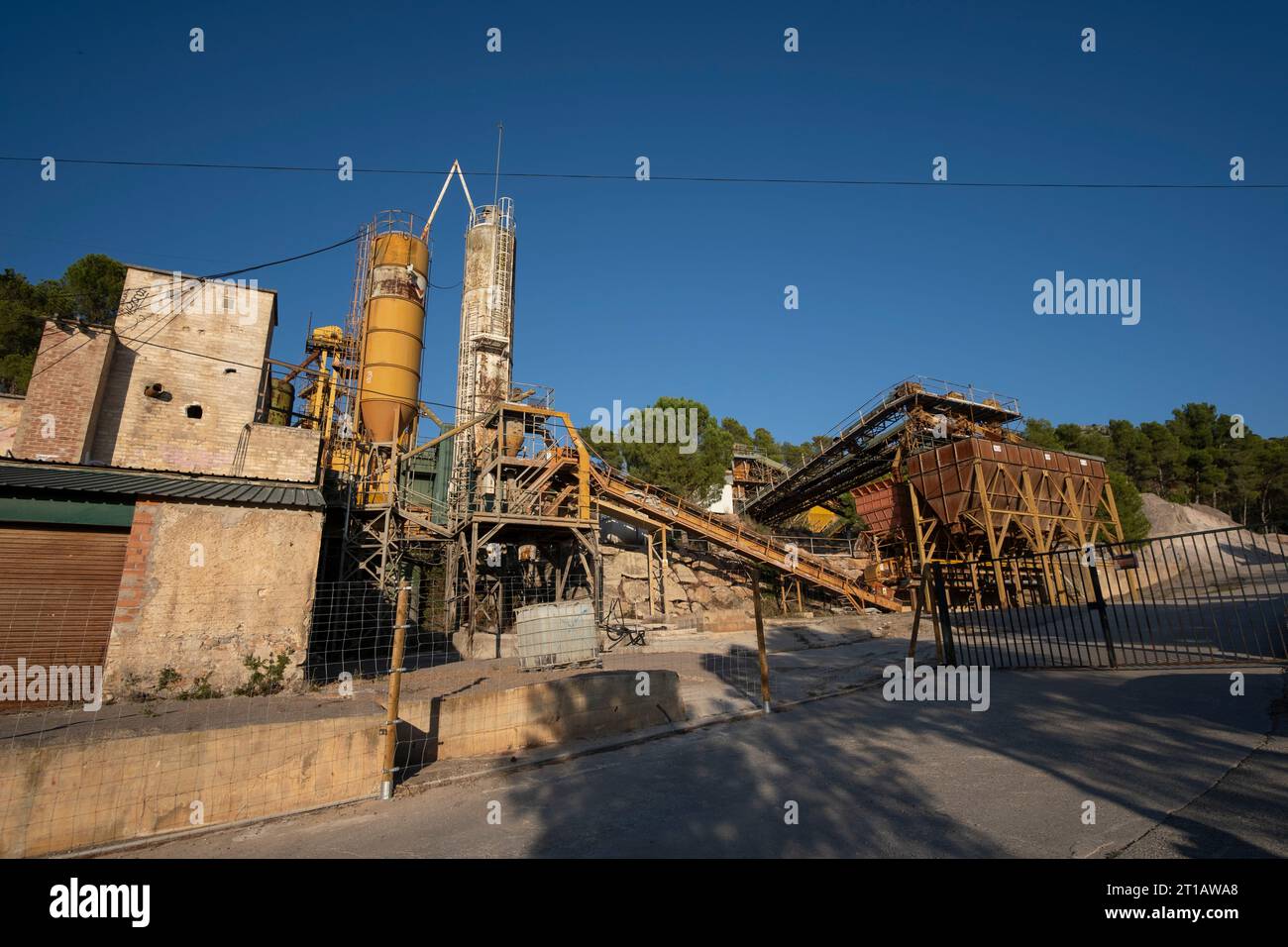 View of the Ullà quarry facilities at the Montgrí Natural Park Called by the environmental entity Gent del Ter, a hundred people have gathered to celebrate what appears to be the definitive closure of the Ullà quarry located at the Montgrí natural park decreed by the Climate Action Department of the government of Catalonia. Credit: SOPA Images Limited/Alamy Live News Stock Photo