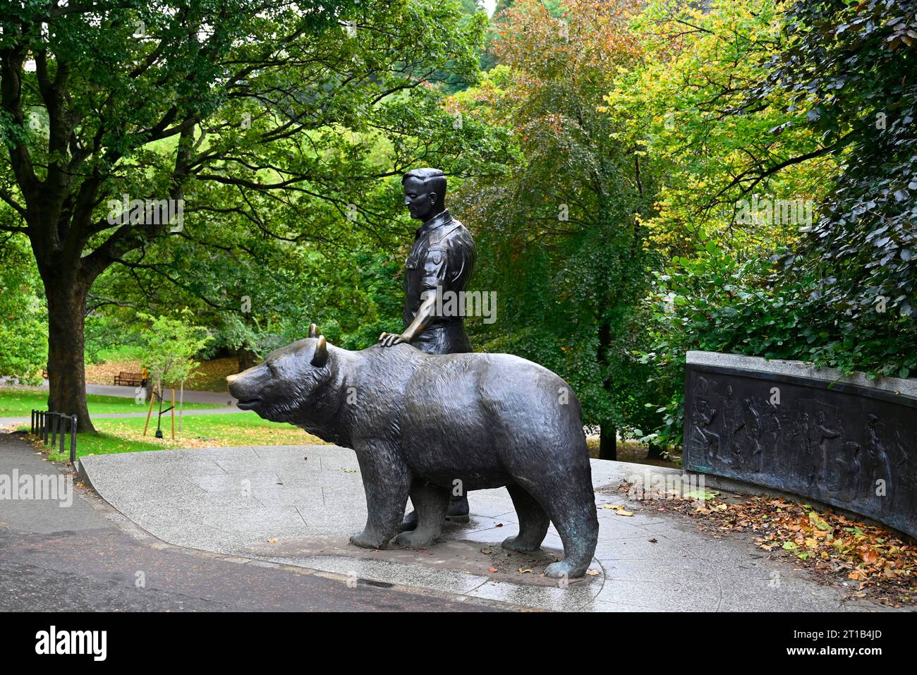 Wojtek the Soldier Bear Memorial Edinbugh Stock Photo