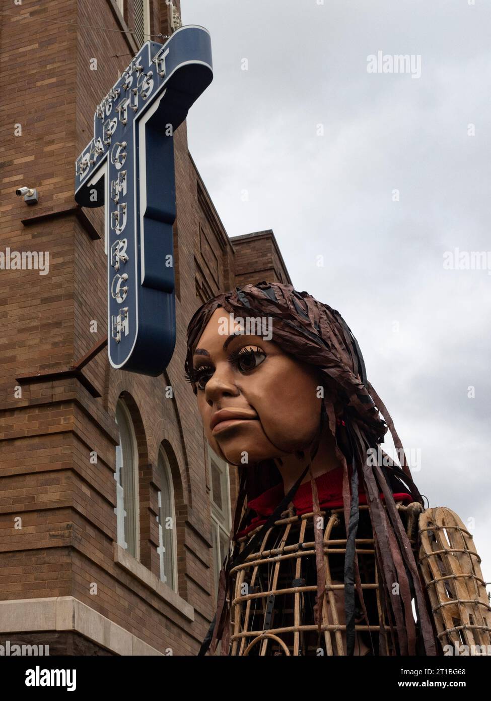 Birmingham, Alabama, USA. 12th Oct, 2023. Little Amal, the puppet representing a 10-year old Syrian refugee girl, stands In front of the 16th Street Baptist Church. Four girls were killed in that church in a racially motivated 1963 bombing. (Credit Image: © Sue Dorfman/ZUMA Press Wire) EDITORIAL USAGE ONLY! Not for Commercial USAGE! Stock Photo