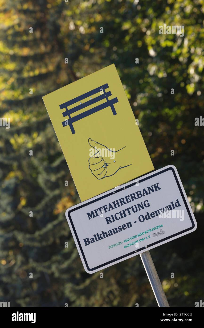 Mitfahrerbank hi-res stock photography and images - Alamy, image size:866x1390