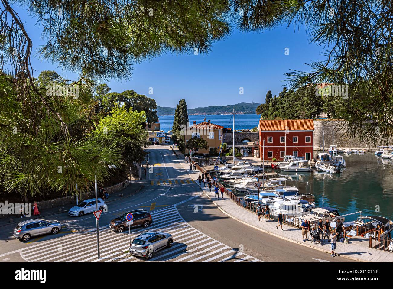 CROATIA : ZADAR - VIEW TO THE HARBOUR FOSA Stock Photo