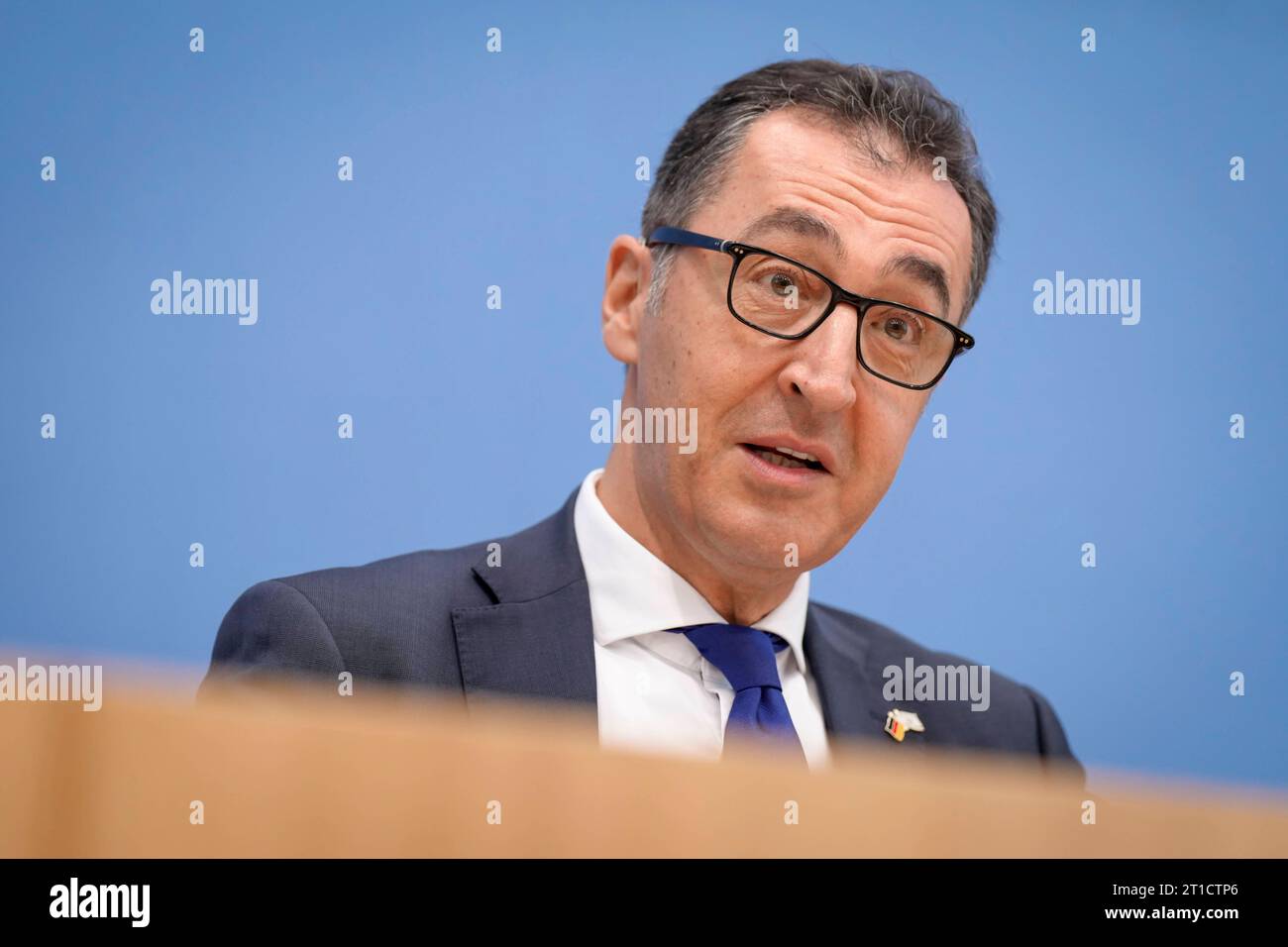 Bundespressekonferenz, Vorstellung des Ernaehrungsreport 2023 Berlin